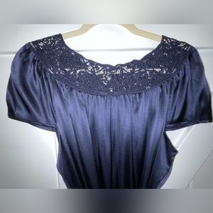 Elie Tahari NWT Navy Dress - Beautiful color and details